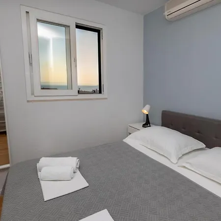 Vidos Makarska