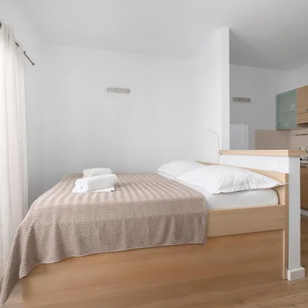 Vidos Apartment Makarska